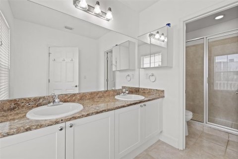 Townhouse in Tampa, Florida 3 bedrooms, 177.72 sq.m. № 1443013 - photo 26