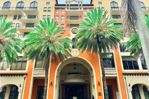 Condominio en venta en Coral Gables, Florida, 3 dormitorios, 144.28 m2 № 1389656 - foto 1