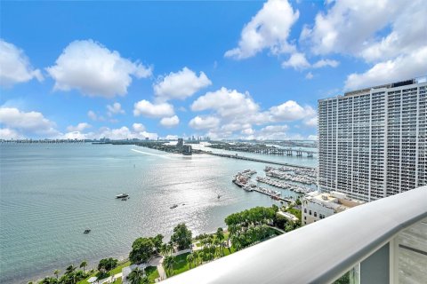 Condo in Miami, Florida, 3 bedrooms  № 1389612 - photo 4