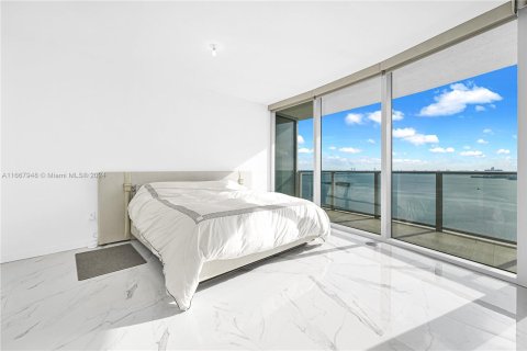 Condominio en venta en Miami, Florida, 3 dormitorios, 187.48 m2 № 1389612 - foto 11