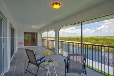 Casa en venta en Big Pine Key, Florida, 3 dormitorios, 147.9 m2 № 1389614 - foto 12