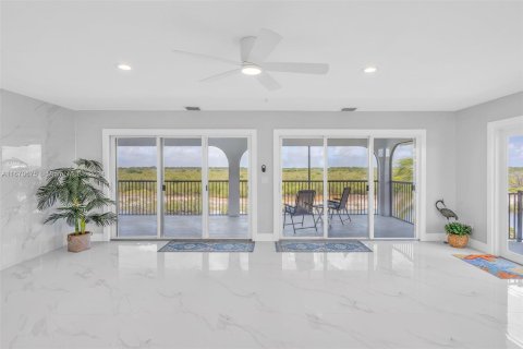 Casa en venta en Big Pine Key, Florida, 3 dormitorios, 147.9 m2 № 1389614 - foto 11