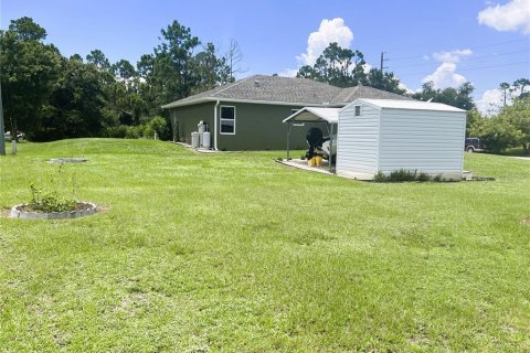 House in Punta Gorda, Florida 2 bedrooms, 100.61 sq.m. № 1300834 - photo 26