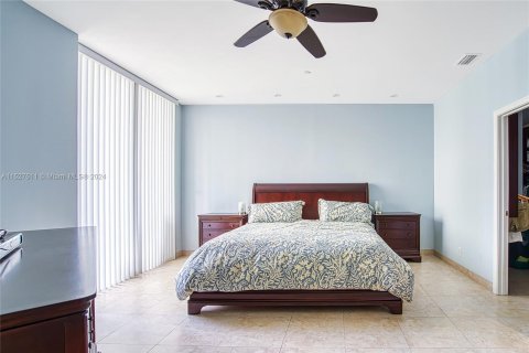 Condo in Aventura, Florida, 3 bedrooms in LANDMARK  № 993746 - photo 28