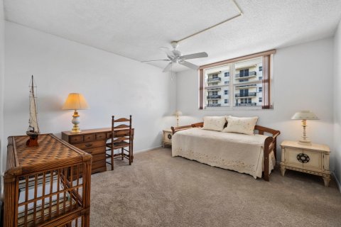 Copropriété à vendre à Hollywood, Floride: 2 chambres, 134.15 m2 № 1135461 - photo 19