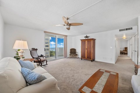 Condo in Hollywood, Florida, 2 bedrooms  № 1135461 - photo 22