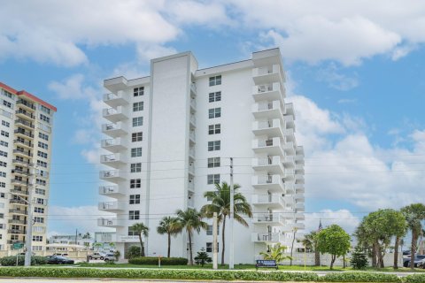 Condo in Hollywood, Florida, 2 bedrooms  № 1135461 - photo 6