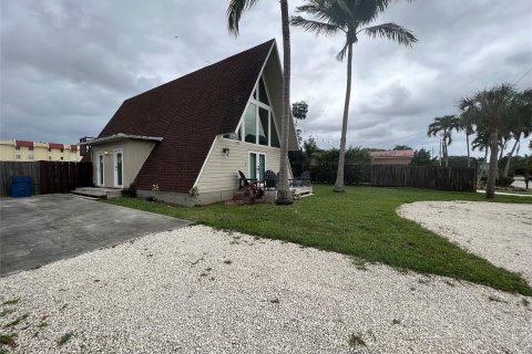 Casa en venta en Coconut Creek, Florida, 4 dormitorios, 148.64 m2 № 913169 - foto 22