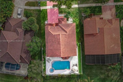 Villa ou maison à vendre à Pembroke Pines, Floride: 5 chambres, 293.11 m2 № 1353879 - photo 7