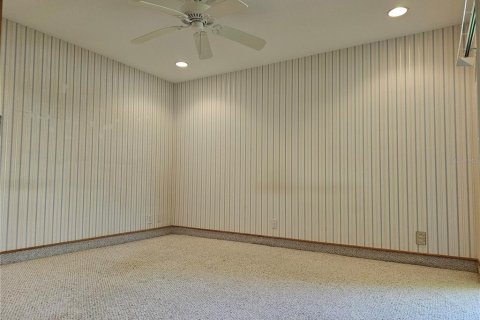 Condo in Palm Harbor, Florida, 1 bedroom  № 1349140 - photo 18