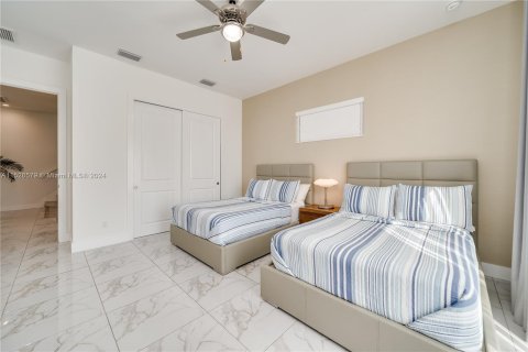 Villa ou maison à vendre à Marco Island, Floride: 4 chambres, 325.16 m2 № 997699 - photo 27