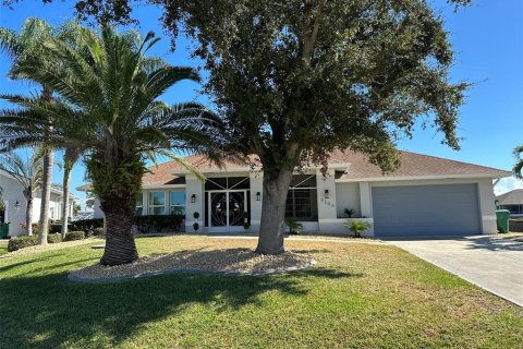 Villa ou maison à louer à Port Charlotte, Floride: 4 chambres, 230.86 m2 № 1386534 - photo 2