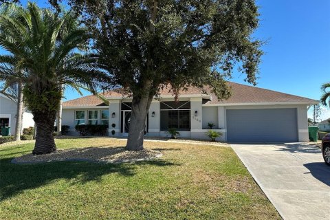 Casa en alquiler en Port Charlotte, Florida, 4 dormitorios, 230.86 m2 № 1386534 - foto 1