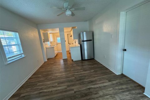 Appartement à louer à Orlando, Floride: 2 chambres, 81.38 m2 № 1386533 - photo 3