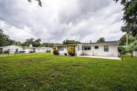 House in Orlando, Florida 3 bedrooms, 132.29 sq.m. № 1386583 - photo 4