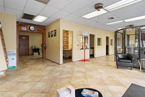 Immobilier commercial à vendre à Inverness, Floride: 1198.44 m2 № 1386532 - photo 5