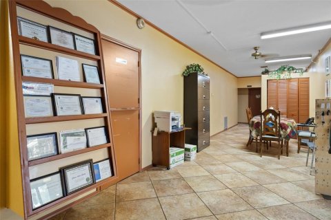 Immobilier commercial à vendre à Inverness, Floride: 1198.44 m2 № 1386532 - photo 12