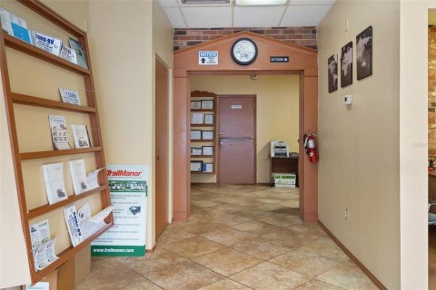 Immobilier commercial à vendre à Inverness, Floride: 1198.44 m2 № 1386532 - photo 11