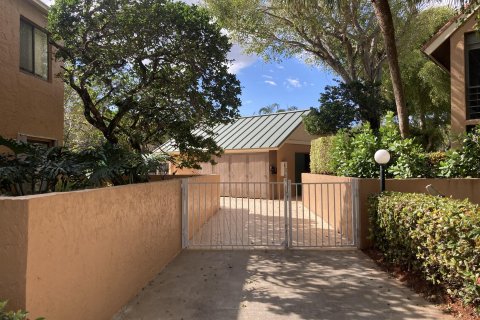 Copropriété à vendre à Boynton Beach, Floride: 2 chambres, 111.11 m2 № 987008 - photo 3