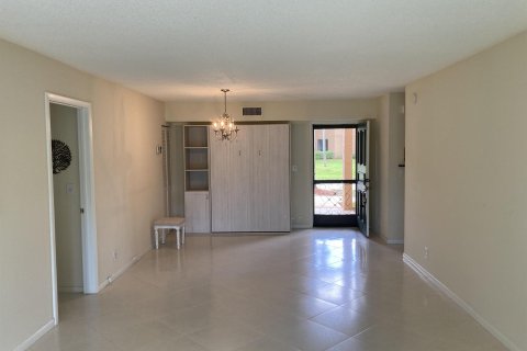 Condominio en venta en Boynton Beach, Florida, 2 dormitorios, 111.11 m2 № 987008 - foto 18