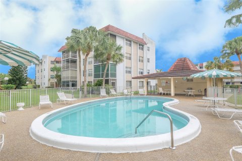 Copropriété à vendre à Lauderhill, Floride: 2 chambres, 83.98 m2 № 1120011 - photo 8