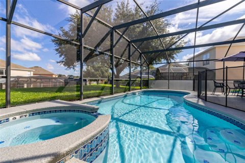 Villa ou maison à vendre à Kissimmee, Floride: 7 chambres, 267.65 m2 № 1255825 - photo 21