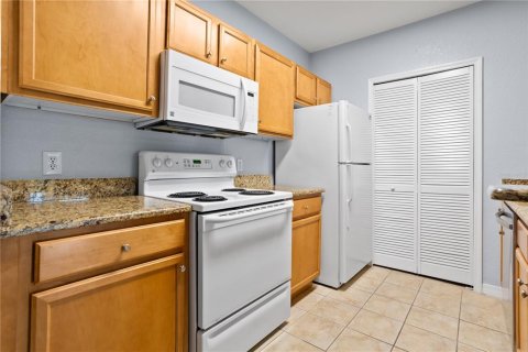 Condo in Orlando, Florida, 2 bedrooms  № 1252328 - photo 9