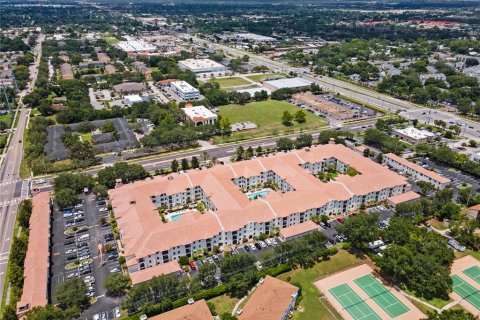 Condo in Orlando, Florida, 2 bedrooms  № 1252328 - photo 24