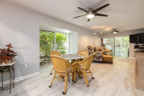 Condominio en venta en Key Largo, Florida, 2 dormitorios № 729897 - foto 4
