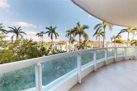 Condo in Aventura, Florida, 4 bedrooms  № 1179086 - photo 8