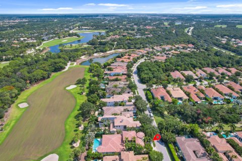 House in Palm Beach Gardens, Florida 3 bedrooms, 373.56 sq.m. № 1189598 - photo 17