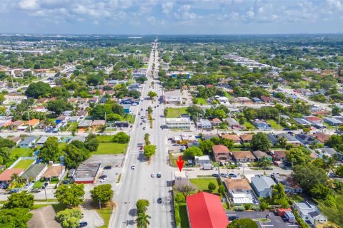 Propiedad comercial en venta en Miami, Florida, 99.03 m2 № 1294032 - foto 20