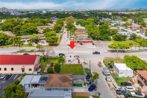 Immobilier commercial à vendre à Miami, Floride: 99.03 m2 № 1294032 - photo 19