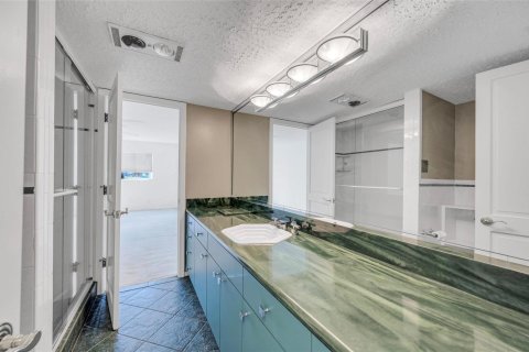 Copropriété à vendre à Fort Lauderdale, Floride: 2 chambres, 157.93 m2 № 922437 - photo 24