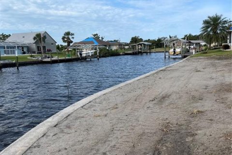 Купить земельный участок в Порт-Шарлотт, Флорида № 383269 - фото 6