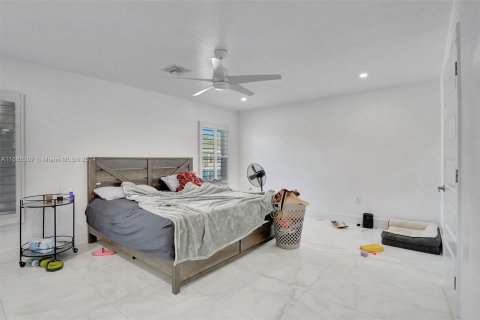 Casa en venta en Lehigh Acres, Florida, 4 dormitorios, 199.83 m2 № 1410842 - foto 15