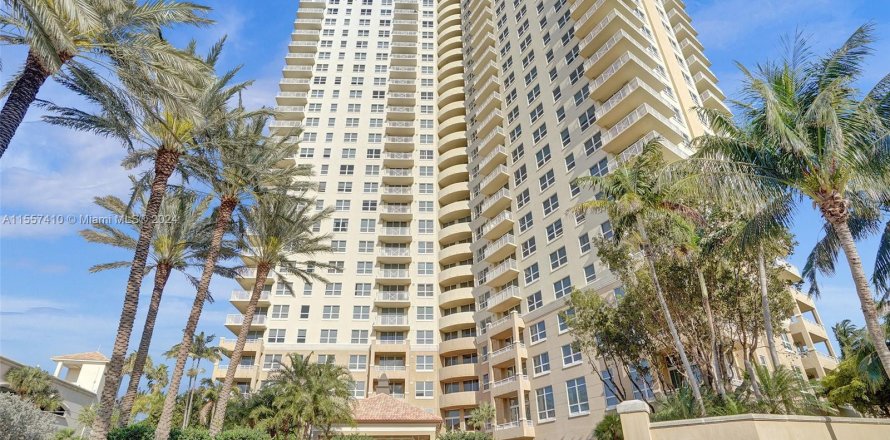 Condo in Aventura, Florida, 2 bedrooms  № 1078975