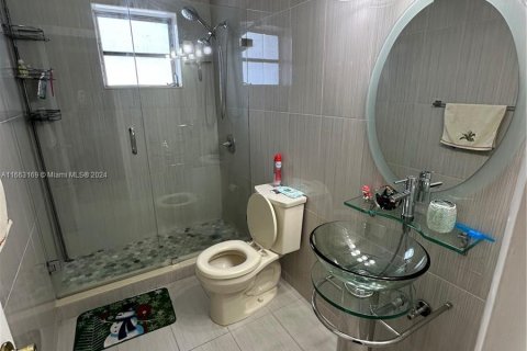 Copropriété à vendre à Miami Gardens, Floride: 2 chambres, 74.14 m2 № 1381784 - photo 5