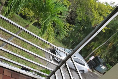 Condominio en venta en Miami Gardens, Florida, 2 dormitorios, 74.14 m2 № 1381784 - foto 17