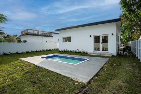 Casa en venta en Fort Lauderdale, Florida, 4 dormitorios, 178.19 m2 № 932635 - foto 3