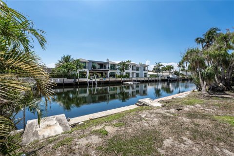 Villa ou maison à vendre à Lighthouse Point, Floride: 4 chambres, 188.31 m2 № 1207189 - photo 17