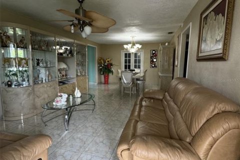 Villa ou maison à vendre à Tampa, Floride: 3 chambres, 183.95 m2 № 1388451 - photo 7