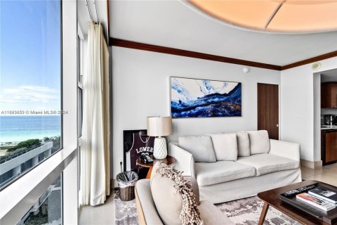 Copropriété à louer à Miami Beach, Floride: 2 chambres, 82.4 m2 № 1345077 - photo 1