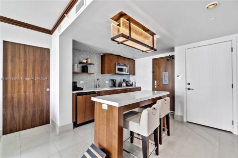 Copropriété à louer à Miami Beach, Floride: 2 chambres, 82.4 m2 № 1345077 - photo 6