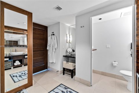 Condominio en alquiler en Miami Beach, Florida, 2 dormitorios, 82.4 m2 № 1345077 - foto 16