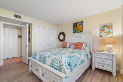 Condominio en venta en Hutchinson Island South, Florida, 3 dormitorios, 159.79 m2 № 1155898 - foto 21