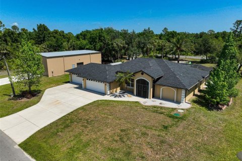 Villa ou maison à vendre à North Port, Floride: 3 chambres, 168.25 m2 № 1148089 - photo 2