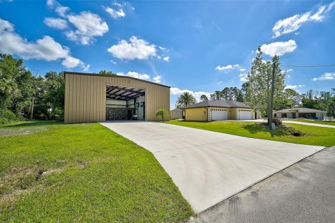 Villa ou maison à vendre à North Port, Floride: 3 chambres, 168.25 m2 № 1148089 - photo 11