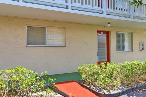 Condo in Lauderhill, Florida, 2 bedrooms  № 1223144 - photo 29