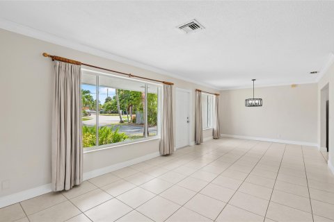 Villa ou maison à vendre à Wilton Manors, Floride: 3 chambres, 198.81 m2 № 1179774 - photo 23